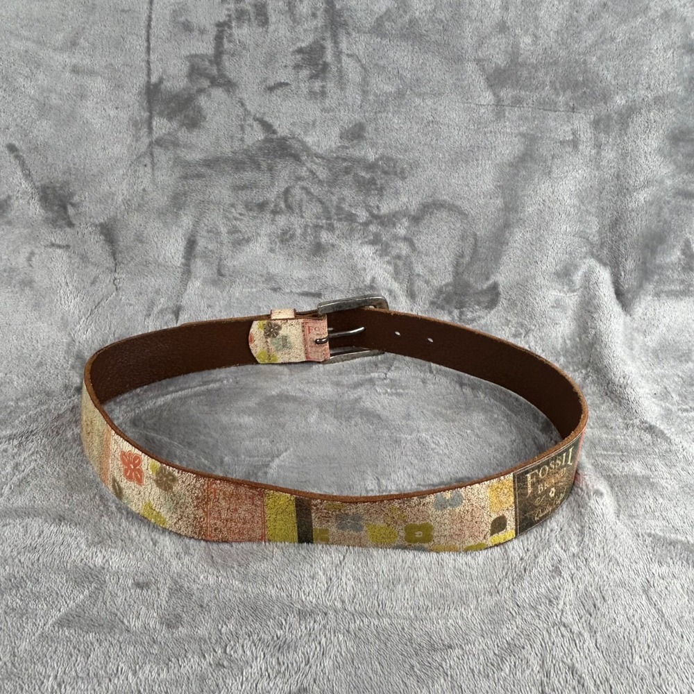 Vintage Fossil Brand Leather Belt Small Distressed Floral Patchwork Brown Multi - Picture 2 of 10